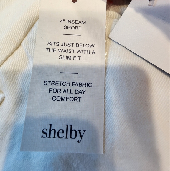 NWT'S Crown & ivy White Shorts with Blue and Green Scallop Trim - Picture 7 of 11